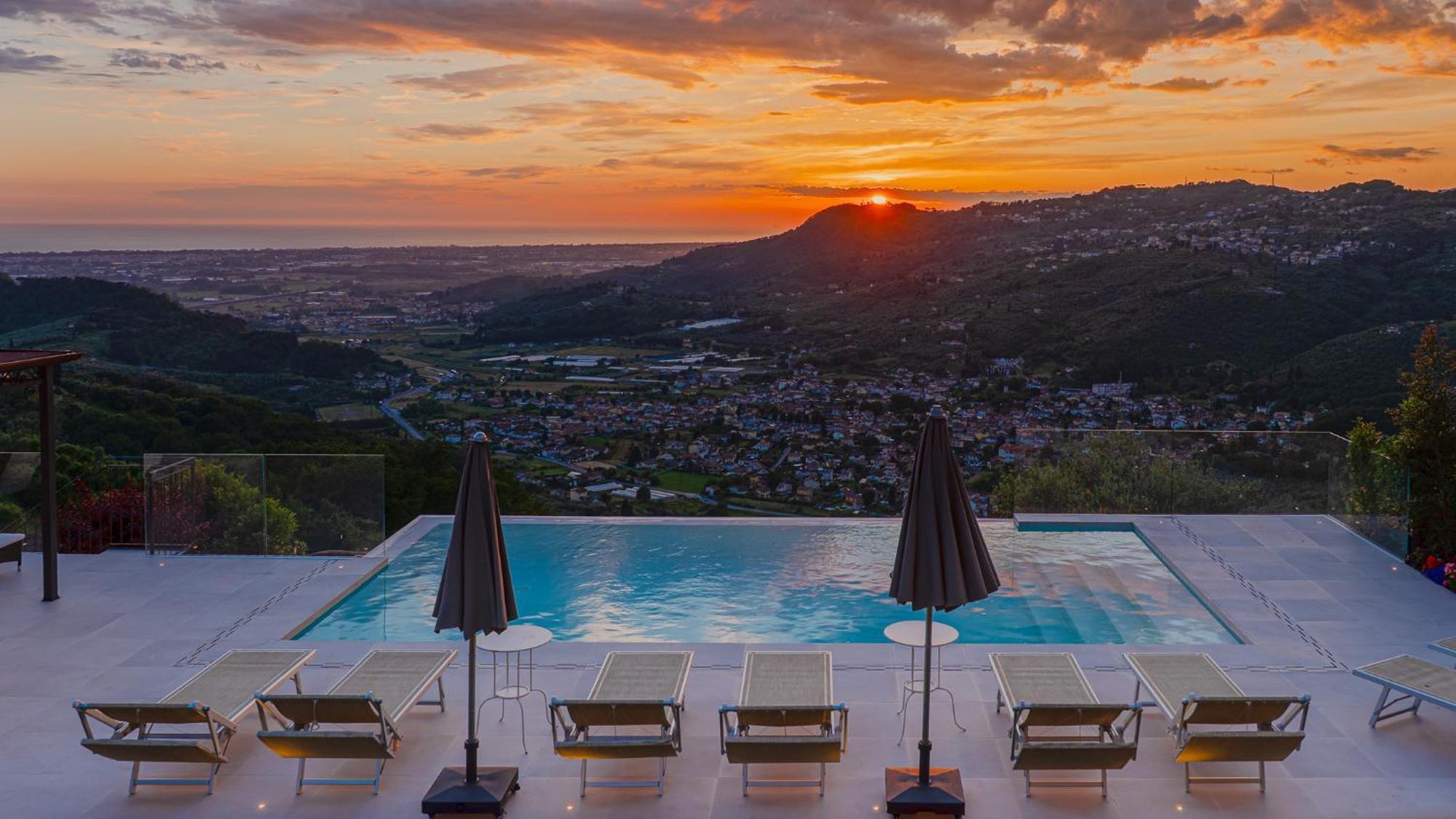 Villa Elena 9&1, Emma Villas Stiava エクステリア 写真