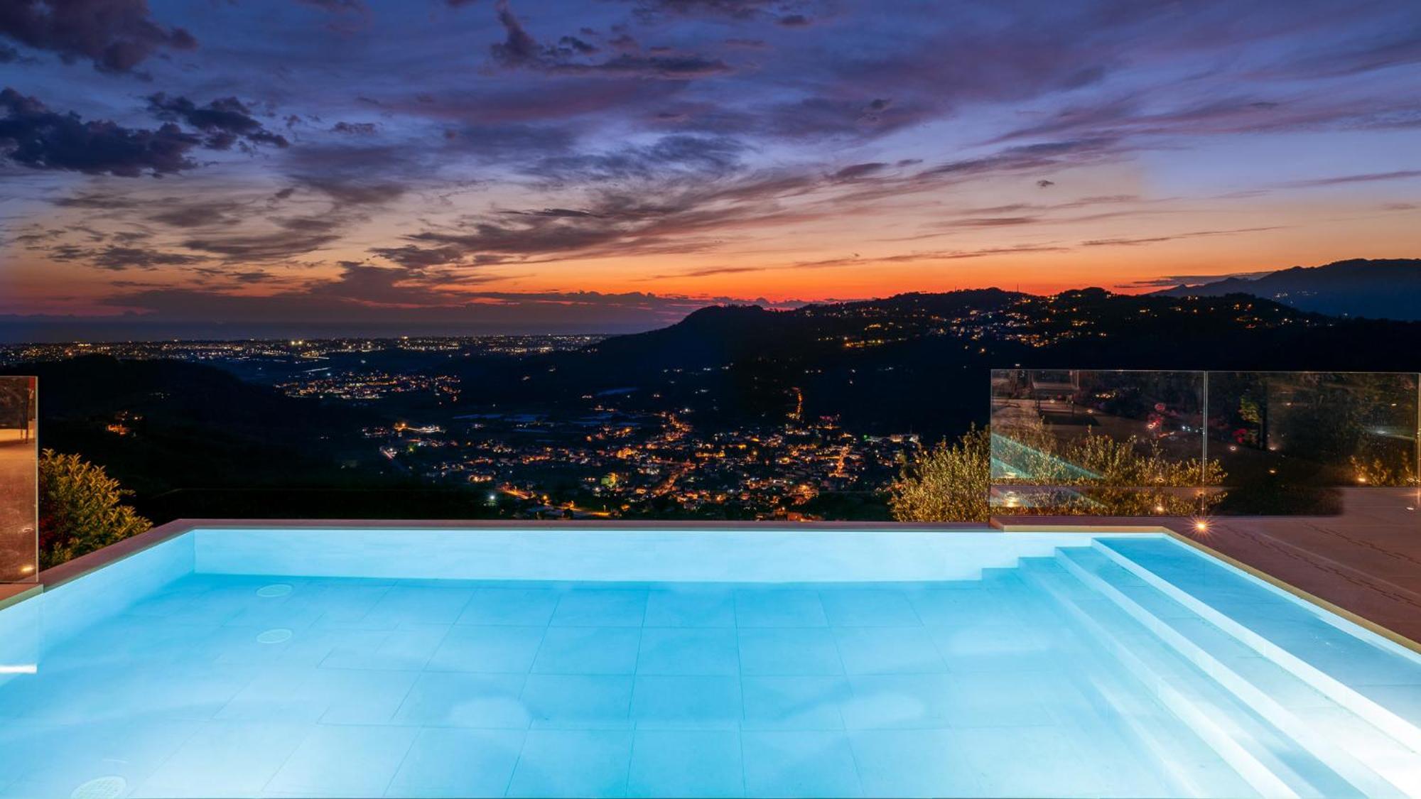 Villa Elena 9&1, Emma Villas Stiava エクステリア 写真